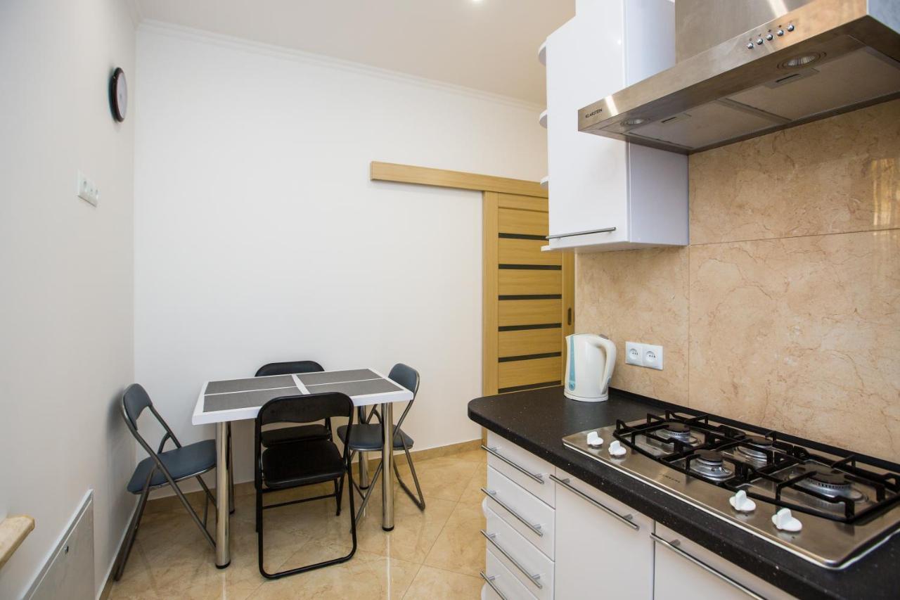 Avangard Kulisha 6B Apart Lviv Exterior foto